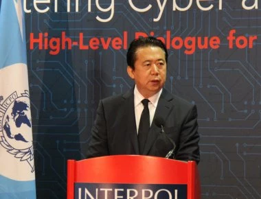 Νέα τροπή στο θρίλερ εξαφάνισης του επικεφαλής της Interpol - Υπό κράτηση από τις κινεζικές αρχές; (upd)